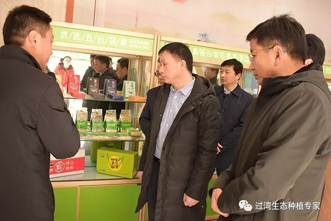 脫貧攻堅1_副本